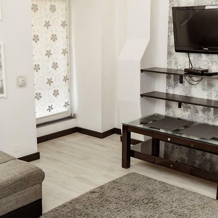 Transitional Havryky Apartment Lviv Buitenkant foto