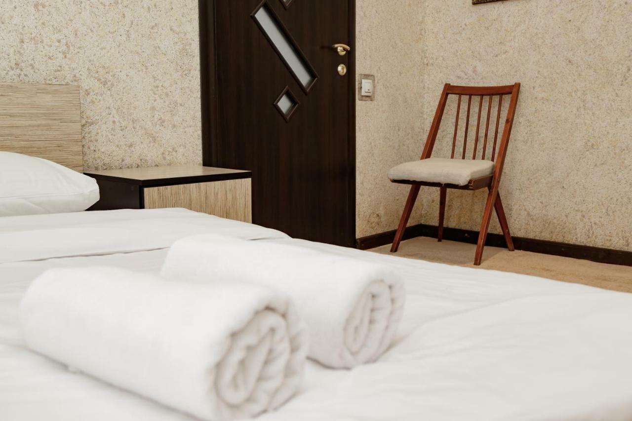 Transitional Havryky Apartment Lviv Buitenkant foto