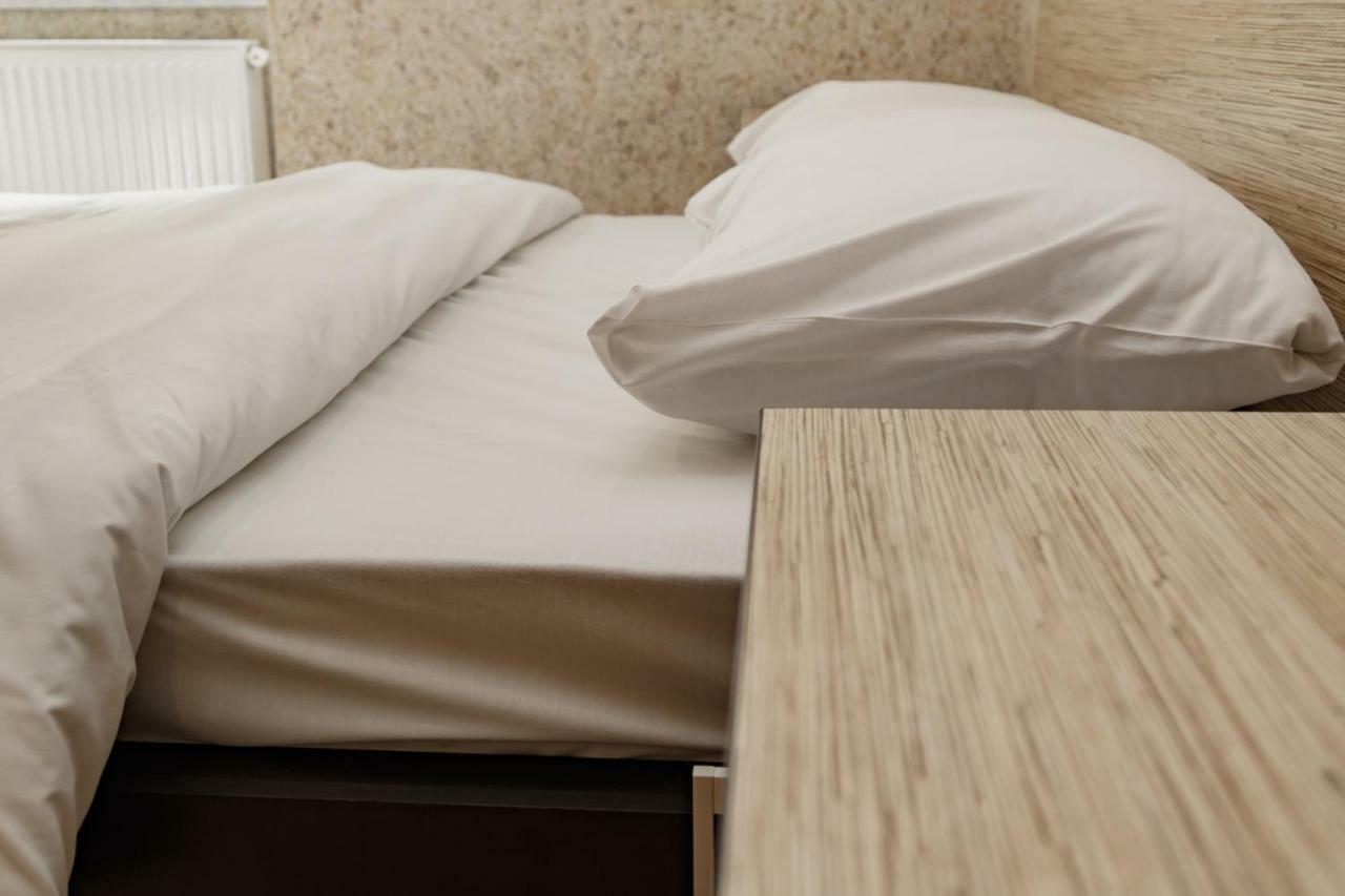 Transitional Havryky Apartment Lviv Buitenkant foto
